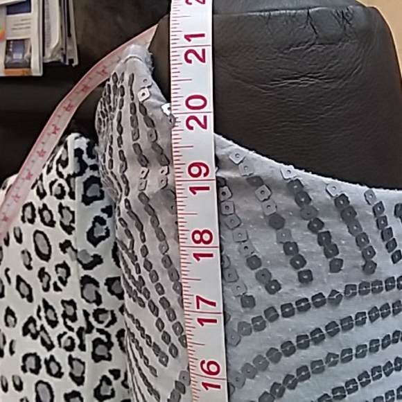 Material Girl sequin tshirt - Picture 5 of 5